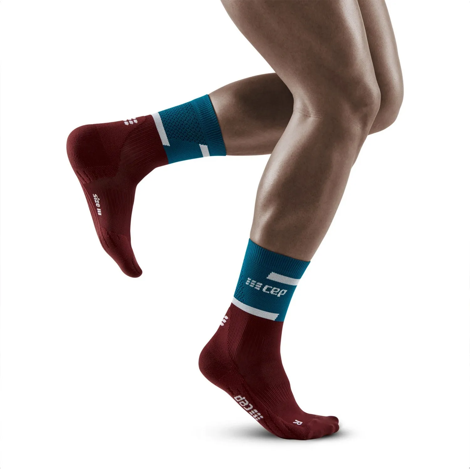 CEP Men's The Run Mid Cut Compression Socks 4.0